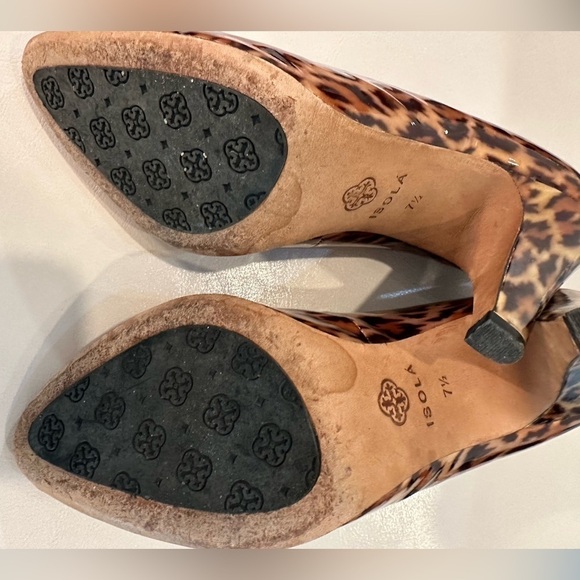 Isola Shoes Heels Cheetah Print Pumps Tan Brown Chain Animal Leopard Print 7.5 - Picture 10 of 16